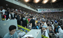 C罗在韩国一分钟都没踢！球迷怒了 近2000人索赔门票钱